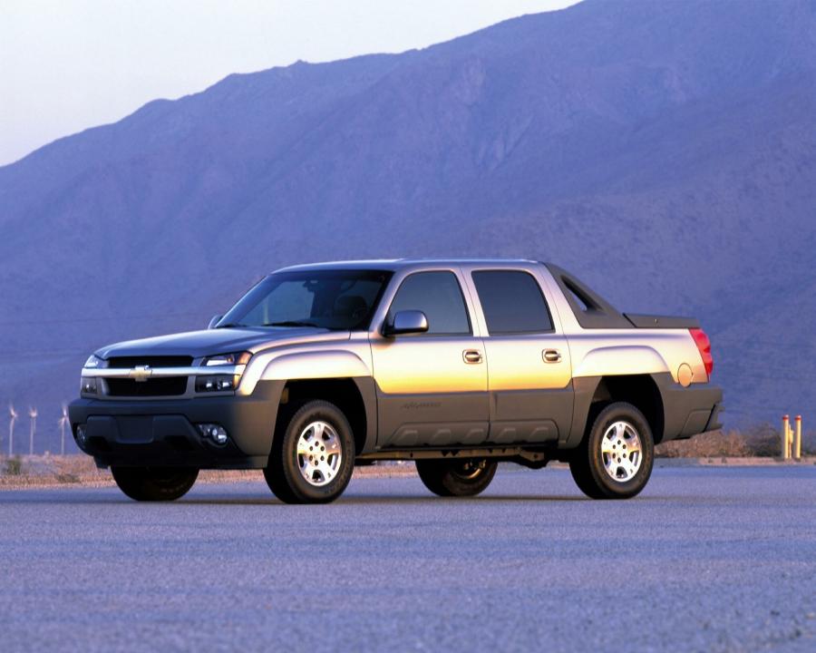  Chevrolet Avalanche 2002 года  (фото 44 из 93)